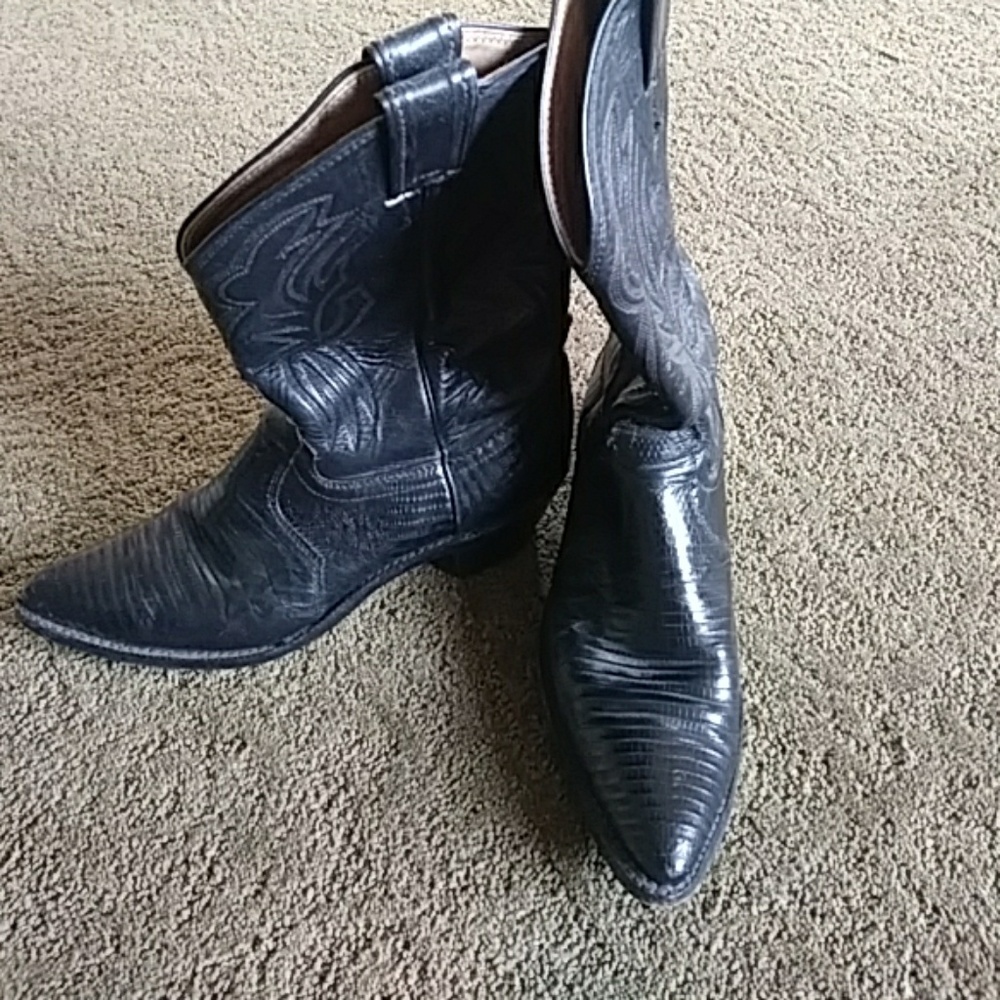 Original black Justin cowboy boots